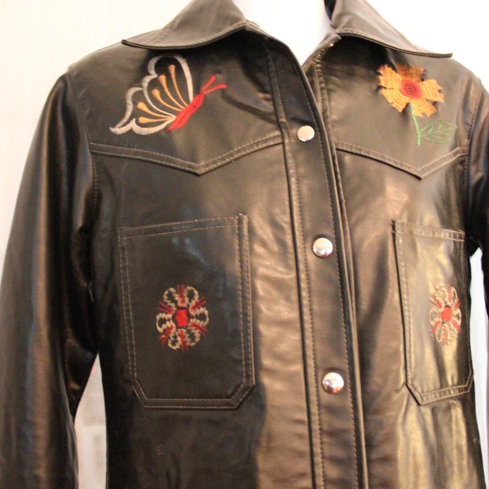 VTG Faux leather boho embroidered jacket sz S/M